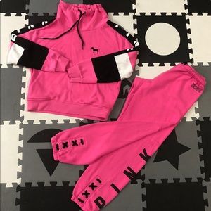 2PC VS PINK MATCHING CLOTHES